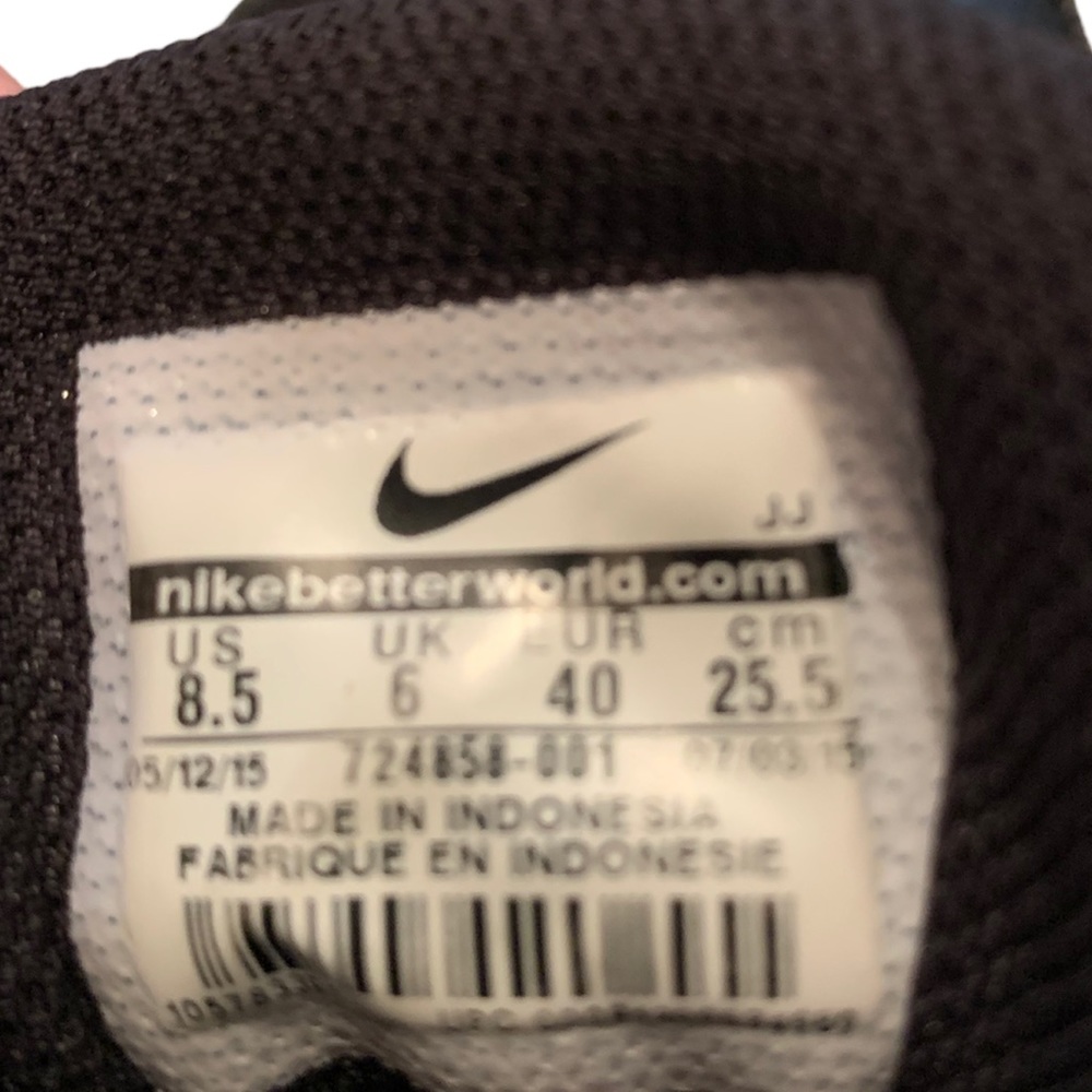 Nike Women’s Sneakers Black Flex TR5 Training Cross Fit Sneakers. Size 8 - Picture 5 of 7
